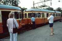 Tåg 3071 och 3072 kopplas samman i Fjugesta den 24 juni 1985. © Ingemar Juhlin