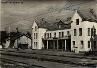 Fjugesta stationshus och hotell omkring 1962. mfÖrSJs samling