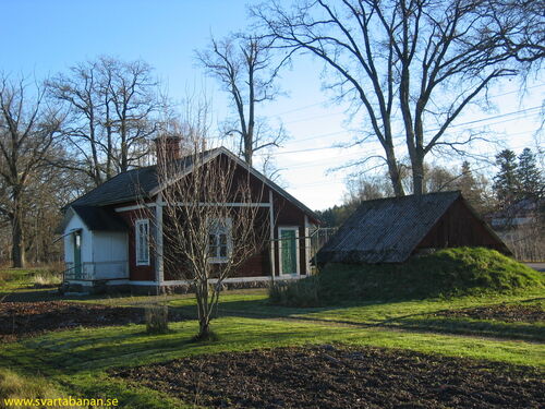 Bälsåsby hållplats i riktning mot Mullhyttemo den 11 november 2005. - klicka för att förstora Bälsåsby hållplats i riktning mot Mullhyttemo den 11 november 2005. - klicka för att förstora