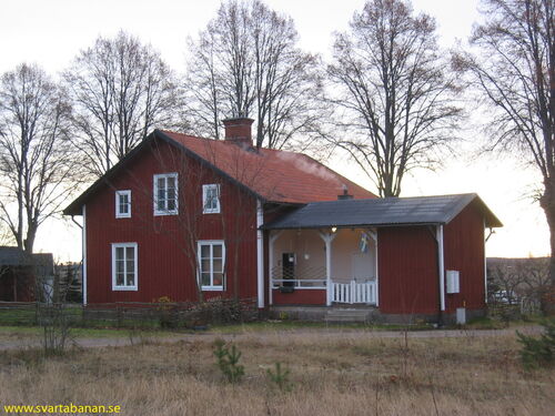 Vintrosa stationshus den 14 november 2004. - klicka för att förstora Vintrosa stationshus den 14 november 2004. - klicka för att förstora