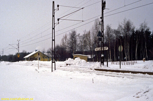 Holmstorp hållplats den 16 februari 1985. - klicka för att förstora Holmstorp hållplats den 16 februari 1985. - klicka för att förstora