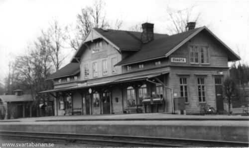Svartå stationshus vid mitten av 1900-talet. - klicka för att förstora