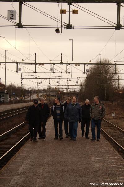 Ett gäng nöjda medlemmar i mfÖrSJ på Örebro S den 8 december 2007. - klicka för att stänga rutan