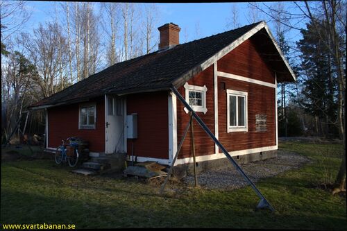 Kvistbro banvaktstuga den 28 februari 2008. - klicka för att förstora