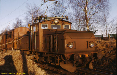 Elloket Hg 774 växlar i Latorpsbruk den 25 januari 1974. - klicka för att förstora