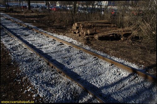 Betongsliprar på Svartåbanan nära Örebro S den 7 mars 2008. - klicka för att förstora Betongsliprar på Svartåbanan nära Örebro S den 7 mars 2008. - klicka för att förstora