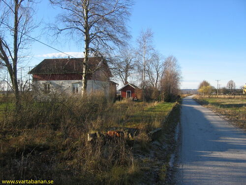 Gräveby bangård och stationshus 2005. - klicka för att förstora