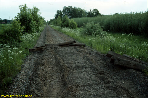 Södra infarten till Latorpsbruk den 16 juni 1991. - klicka för att förstora