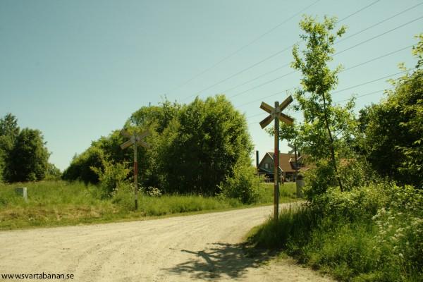 Platsen för Skråmsta hållplats den 3 juni 2008. - klicka för att stänga rutan