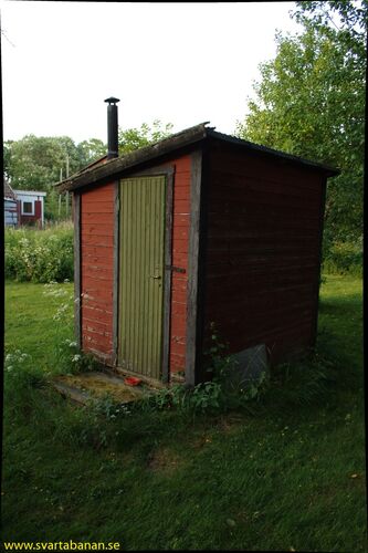 Rastkoja vid Karlslund den 9 juni 2008. - klicka för att förstora Rastkoja vid Karlslund den 9 juni 2008. - klicka för att förstora