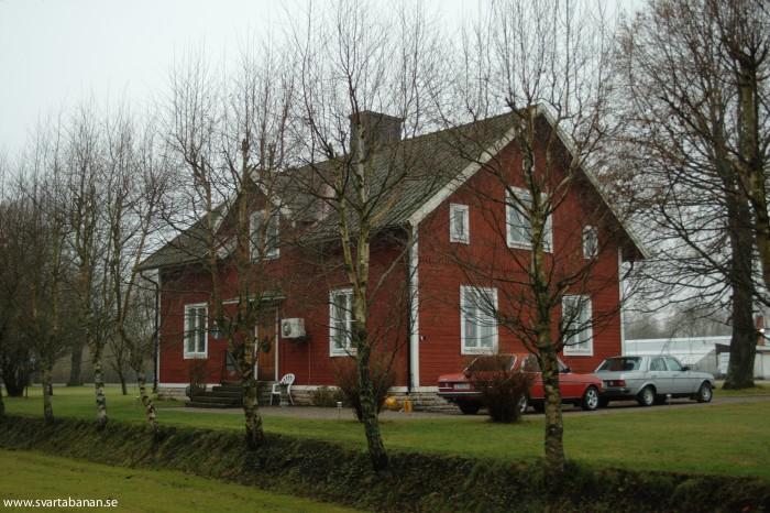 Bostadshuset vid Hidingebro den 9 december 2009. - klicka för att stänga rutan