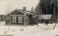Bälsåsby banvaktstuga i början av 1900-talet. - klicka för att förstora