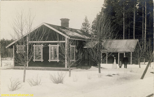 Bälsåsby banvaktstuga i början av 1900-talet. - klicka för att förstora Bälsåsby banvaktstuga i början av 1900-talet. - klicka för att förstora