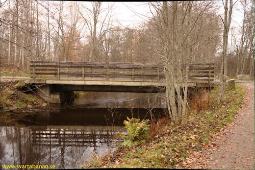 Den västra järnvägsbron vid Karlslund den 11 november 2011. - klicka för att förstora Den västra järnvägsbron vid Karlslund den 11 november 2011. - klicka för att förstora