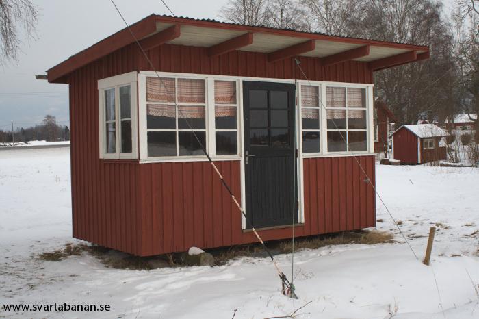 Hållplatskuren i Ingvaldstorp den 26 januari 2013. - klicka för att stänga rutan