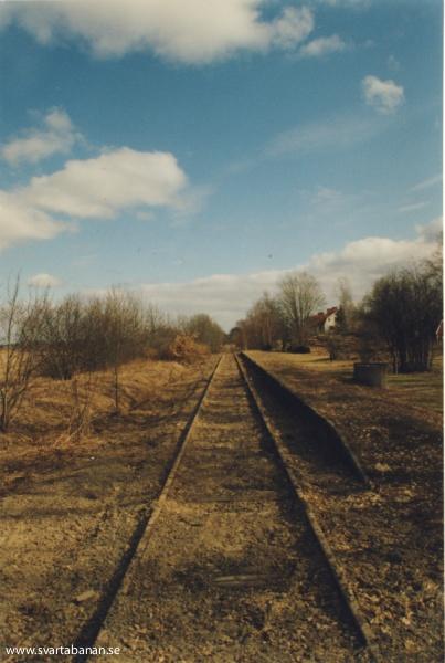 Lindbacka plattform 1999. - klicka för att stänga rutan