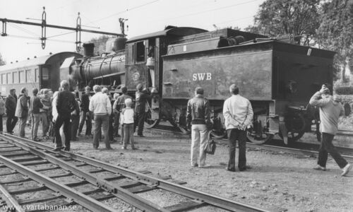 NBVJs ånglok SWB H3 58 i Fjugesta den 25 eller 26 september 1982. - klicka för att förstora NBVJs ånglok SWB H3 58 i Fjugesta den 25 eller 26 september 1982. - klicka för att förstora