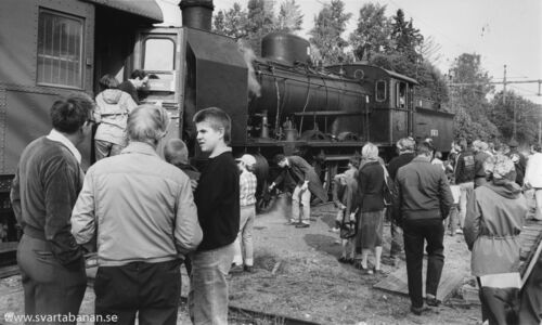 NBVJs ånglok SWB H3 58 i Fjugesta den 25 eller 26 september 1982. - klicka för att förstora NBVJs ånglok SWB H3 58 i Fjugesta den 25 eller 26 september 1982. - klicka för att förstora