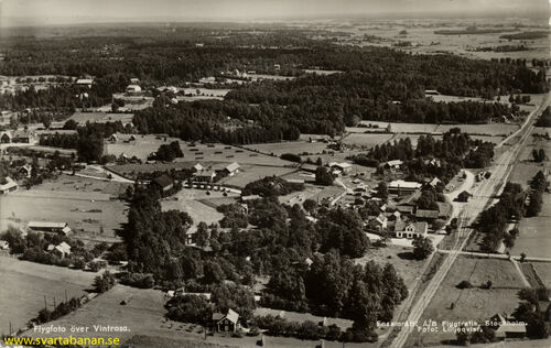 Flygfoto över Vintrosa någon gång efter 1937. - klicka för att förstora Flygfoto över Vintrosa någon gång efter 1937. - klicka för att förstora