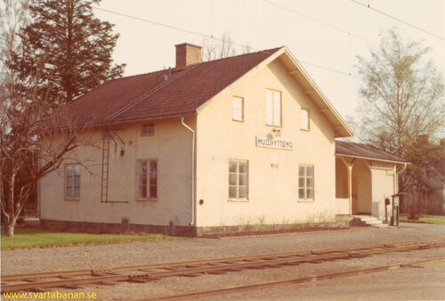 Mullhyttemo stationshus i maj 1969. - klicka för att förstora Mullhyttemo stationshus i maj 1969. - klicka för att förstora